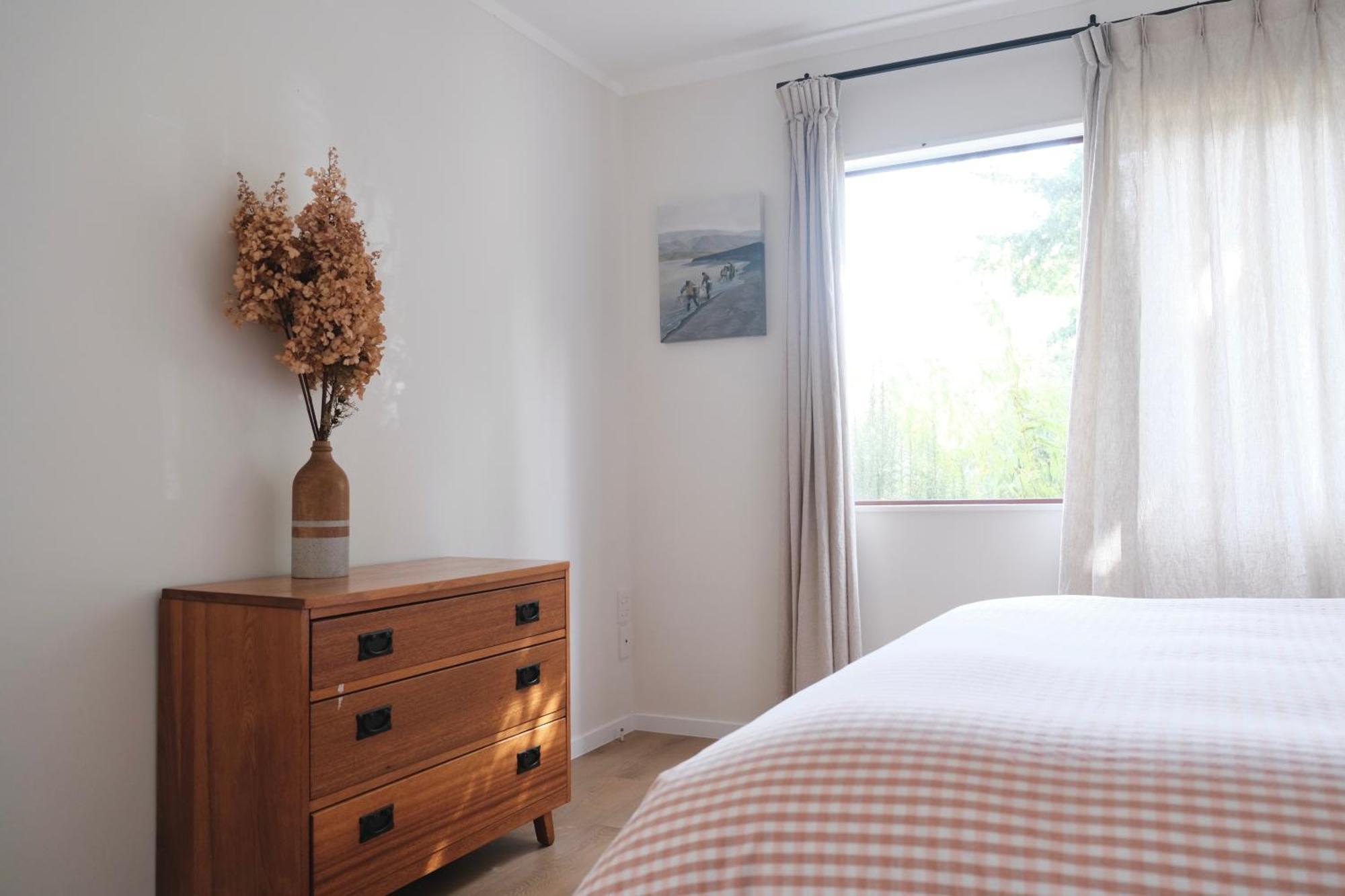 A Cabin With A Big View, Comfort And Tranquility, Close To Vines Martinborough Exterior photo