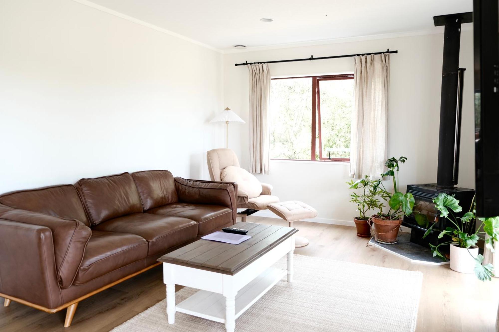 A Cabin With A Big View, Comfort And Tranquility, Close To Vines Martinborough Exterior photo